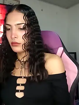 Snapshot of Lanna_hott_ chatting on October 4, 2025, 11:17 pm Lanna hott  online show from October 4, 2025, 11:17 pm