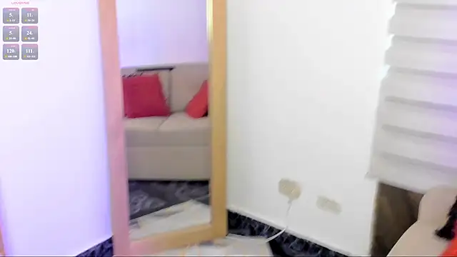 Snapshot of mrs_griseld_ chatting on February 13, 2026, 6:30 pm mrs griseld online show from February 13, 2026, 6:30 pm