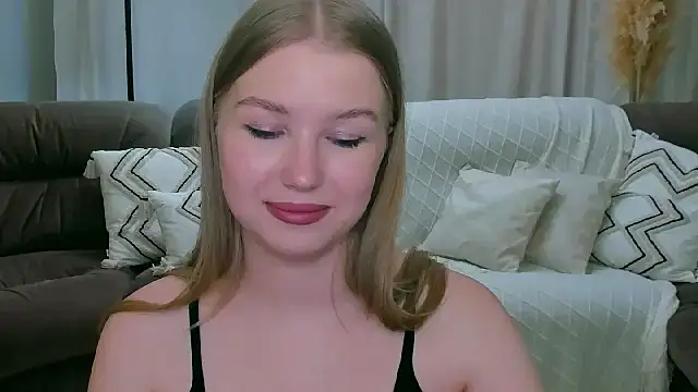 shy  lady online show from April 21, 2026, 2:14 am