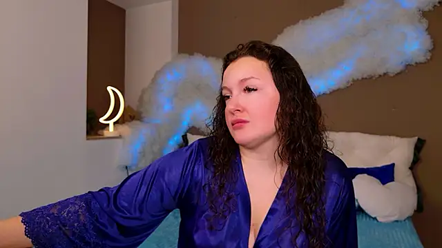 Snapshot of GloriNichols chatting on November 24, 2025, 9:09 am GloriNichols online show from November 24, 2025, 9:09 am