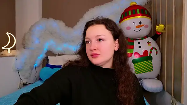 Snapshot of GloriNichols chatting on December 14, 2025, 6:19 am GloriNichols online show from December 14, 2025, 6:19 am