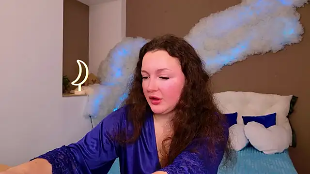 Snapshot of GloriNichols chatting on November 23, 2025, 8:24 am GloriNichols online show from November 23, 2025, 8:24 am