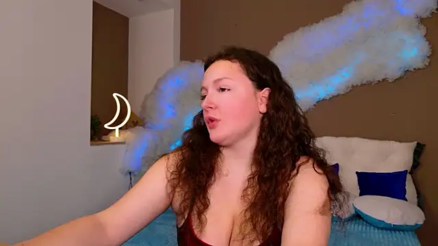 Snapshot of GloriNichols chatting on November 13, 2025, 8:18 am GloriNichols online show from November 13, 2025, 8:18 am