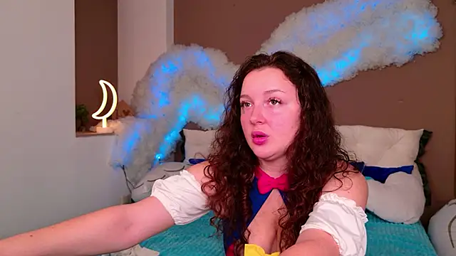 Snapshot of GloriNichols chatting on October 27, 2025, 7:20 am GloriNichols online show from October 27, 2025, 7:20 am