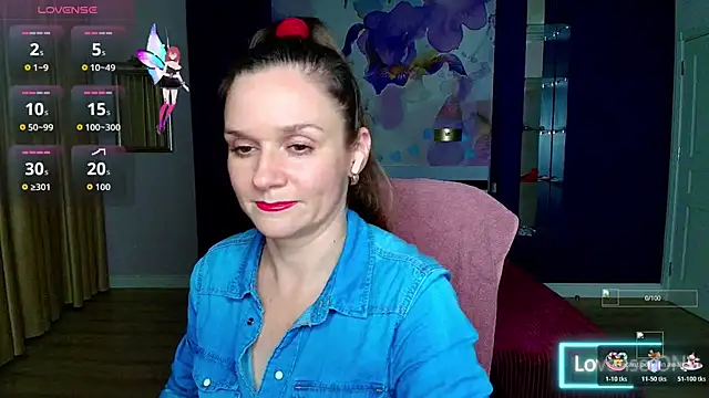 Snapshot of AriaGray chatting on November 22, 2025, 3:22 pm AriaGray online show from November 22, 2025, 3:22 pm