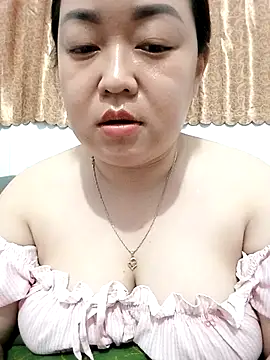 VyOanh2K online show from October 25, 2025, 1:45 pm