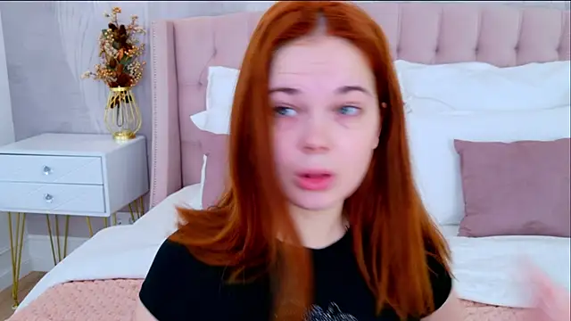 Snapshot of DeniseReese chatting on November 5, 2025, 2:47 am DeniseReese online show from November 5, 2025, 2:47 am