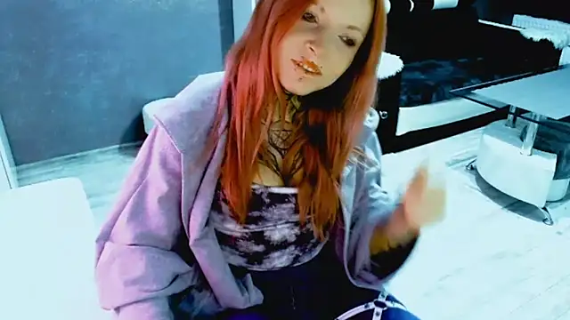 InesGold online show from November 24, 2025, 4:18 pm