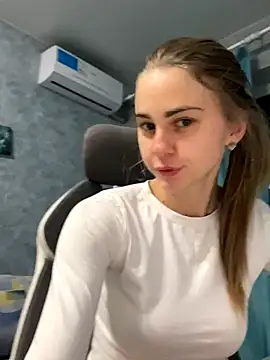 GraceTorrez online show from November 19, 2025, 5:13 pm