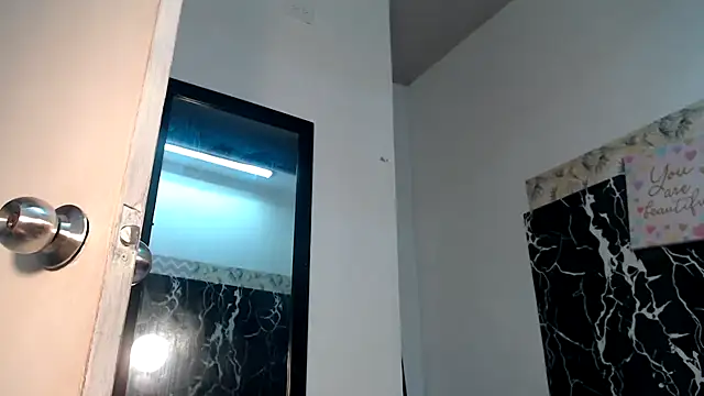 Snapshot of KristalTsXXX chatting on February 25, 2026, 4:18 pm KristalTsXXX online show from February 25, 2026, 4:18 pm