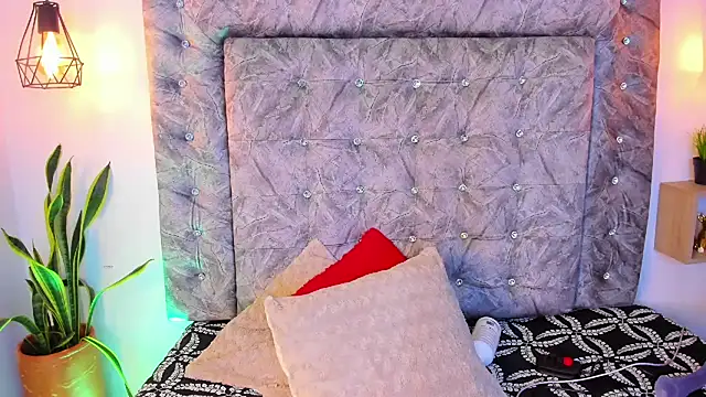 Snapshot of sweet_abby1 chatting on February 25, 2025, 3:31 pm sweet abby1 online show from February 25, 2025, 3:31 pm