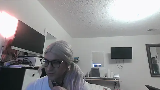 Snapshot of sissytrapdolly24 chatting on May 1, 2026, 3:06 pm sissytrapdolly24 online show from May 1, 2026, 3:06 pm
