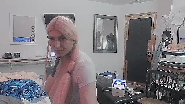 Snapshot of sissytrapdolly24 chatting on November 28, 2025, 9:26 pm sissytrapdolly24 online show from November 28, 2025, 9:26 pm