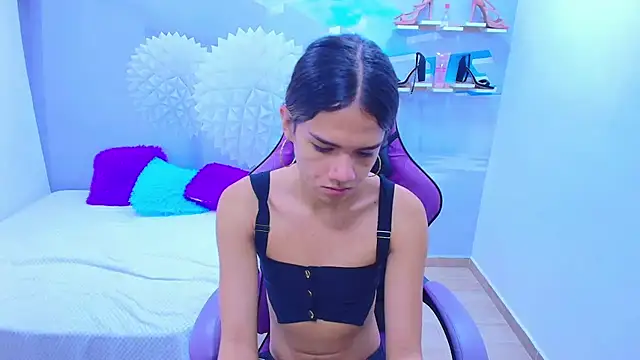 Snapshot of DEMI_LEED chatting on December 2, 2025, 12:40 pm DEMI LEED online show from December 2, 2025, 12:40 pm