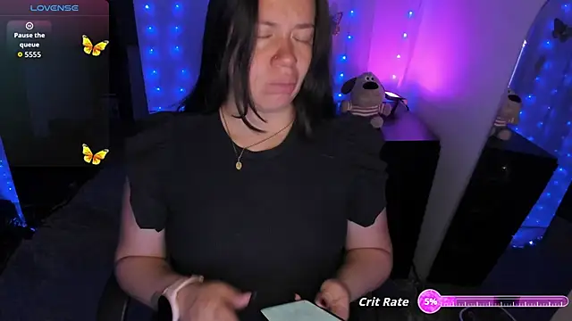 Snapshot of milysauria1 chatting on October 6, 2025, 10:05 am milysauria1 online show from October 6, 2025, 10:05 am