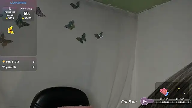 Snapshot of milysauria1 chatting on February 26, 2025, 3:21 pm milysauria1 online show from February 26, 2025, 3:21 pm