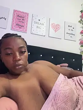 Snapshot of CiaraEbony chatting on May 16, 2026, 1:48 am CiaraEbony online show from May 16, 2026, 1:48 am
