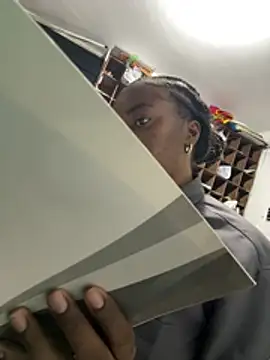 CiaraEbony online show from April 7, 2026, 11:50 pm