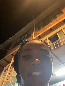Snapshot of CiaraEbony chatting on April 17, 2026, 11:51 pm CiaraEbony online show from April 17, 2026, 11:51 pm