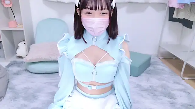 Snapshot of x-naru-x chatting on March 18, 2025, 5:33 pm x-naru-x online show from March 18, 2025, 5:33 pm