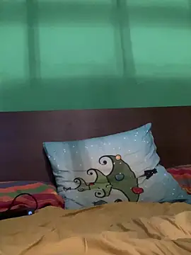 Snapshot of tubfunaske chatting on December 22, 2025, 4:40 pm tubfunaske online show from December 22, 2025, 4:40 pm