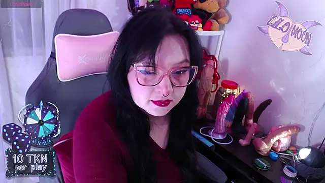 LiloMoon69 online show from January 11, 2026, 5:20 pm