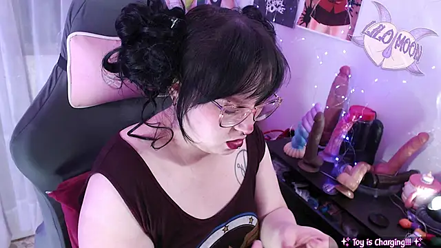 LiloMoon69 online show from May 23, 2026, 6:12 am