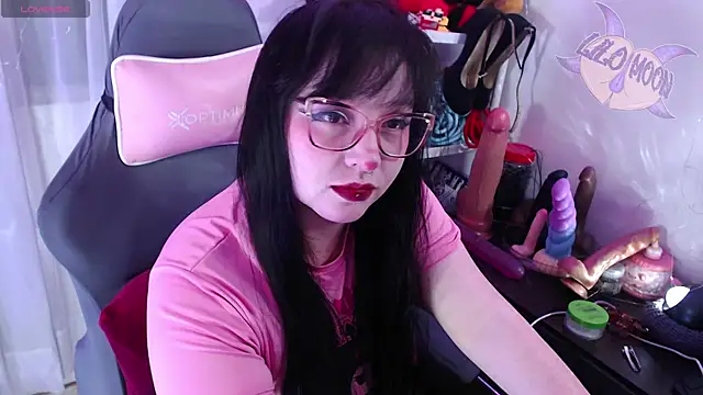 Snapshot of LiloMoon69 chatting on October 20, 2025, 11:55 am LiloMoon69 online show from October 20, 2025, 11:55 am