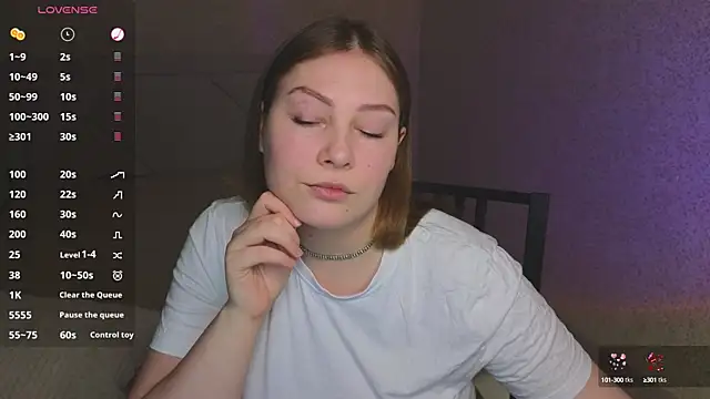 Snapshot of Catherine_River chatting on December 13, 2024, 12:17 pm Catherine River online show from December 13, 2024, 12:17 pm