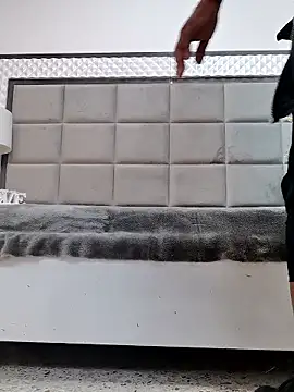 Snapshot of OliviaBurning chatting on November 6, 2025, 7:40 pm OliviaBurning online show from November 6, 2025, 7:40 pm