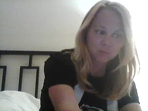 burrkitty online show from November 20, 2025, 5:19 am