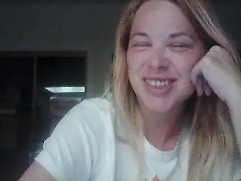 burrkitty online show from October 6, 2025, 3:40 am