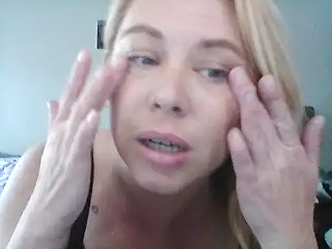 burrkitty online show from December 30, 2024, 12:32 am