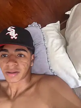 Snapshot of JoanG10 chatting on September 17, 2025, 5:26 pm JoanG10 online show from September 17, 2025, 5:26 pm