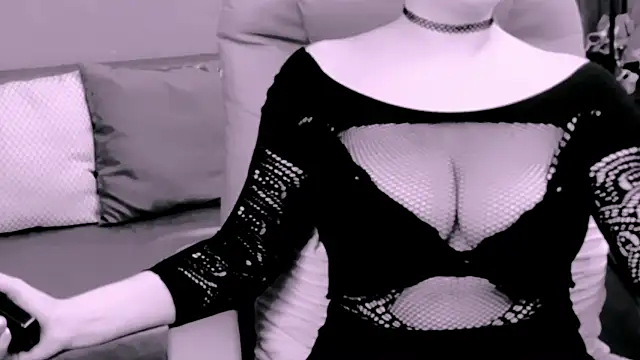 Snapshot of ChantalLion chatting on October 30, 2025, 5:10 pm ChantalLion online show from October 30, 2025, 5:10 pm