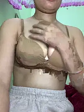 Snapshot of Zeni_fer chatting on March 1, 2025, 8:34 am Zeni fer online show from March 1, 2025, 8:34 am