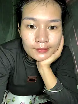 Snapshot of Zeni_fer chatting on December 5, 2024, 12:58 am Zeni fer online show from December 5, 2024, 12:58 am