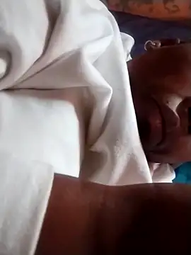 Snapshot of bigbootyboohle chatting on November 19, 2025, 6:02 am bigbootyboohle online show from November 19, 2025, 6:02 am