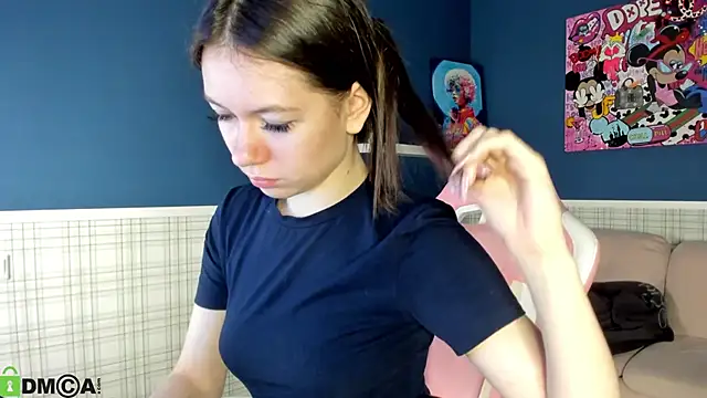 Snapshot of Nicole_Charm chatting on March 2, 2026, 7:15 am Nicole Charm online show from March 2, 2026, 7:15 am