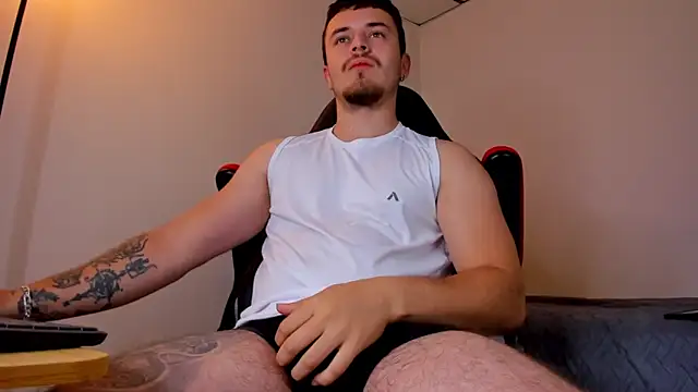 Snapshot of james_connor2 chatting on March 7, 2025, 9:48 pm james connor2 online show from March 7, 2025, 9:48 pm