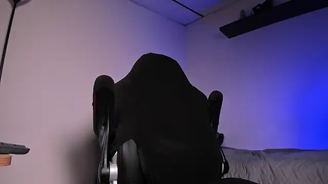 james connor2 online show from April 12, 2026, 3:37 pm