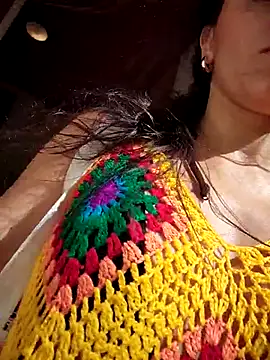 Snapshot of Izabella_Bella chatting on November 3, 2025, 8:07 am Izabella Bella online show from November 3, 2025, 8:07 am