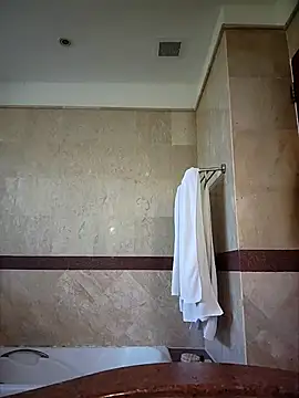 Snapshot of Izabella_Bella chatting on March 1, 2026, 7:19 am Izabella Bella online show from March 1, 2026, 7:19 am