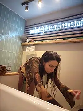 Snapshot of Izabella_Bella chatting on February 20, 2026, 8:38 am Izabella Bella online show from February 20, 2026, 8:38 am