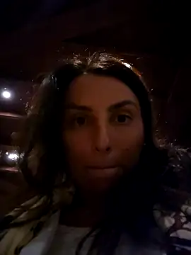 Snapshot of Izabella_Bella chatting on January 21, 2025, 12:50 pm Izabella Bella online show from January 21, 2025, 12:50 pm