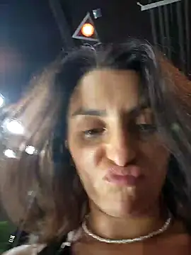 Snapshot of Izabella_Bella chatting on February 17, 2025, 8:30 am Izabella Bella online show from February 17, 2025, 8:30 am