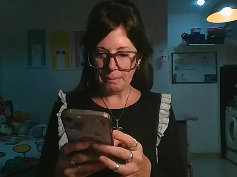 Snapshot of Calentandote chatting on May 22, 2026, 10:57 am Calentandote online show from May 22, 2026, 10:57 am