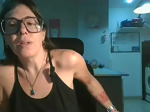 Snapshot of Calentandote chatting on May 29, 2026, 10:32 am Calentandote online show from May 29, 2026, 10:32 am