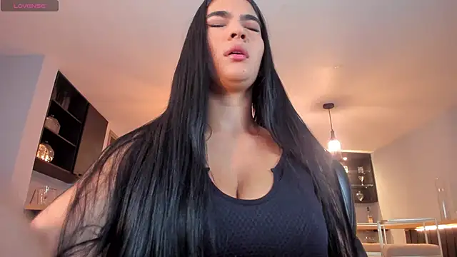 Snapshot of NatyFerrer_ chatting on February 25, 2025, 9:09 am NatyFerrer online show from February 25, 2025, 9:09 am