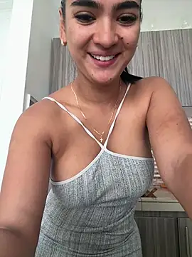 NatyFerrer  online show from June 5, 2026, 3:07 pm